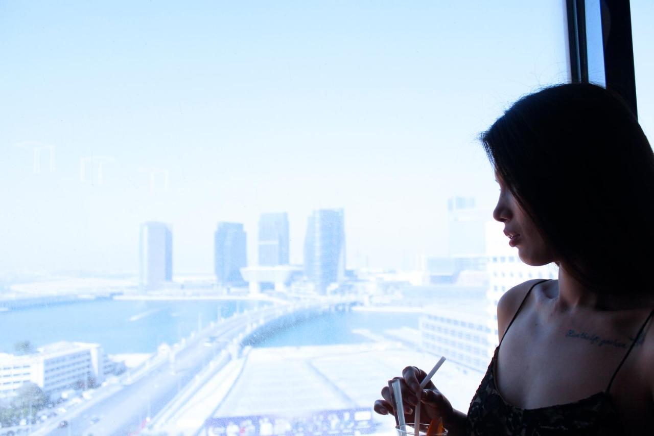 Al Diar Dana Hotel Abu Dhabi Exteriör bild